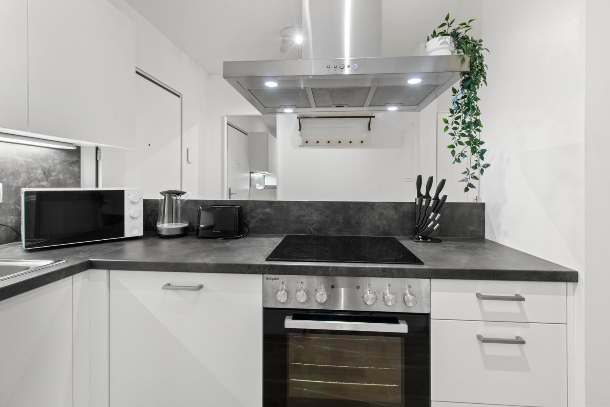 וינה Balcony Apartment I 50 M² I Near City Center מראה חיצוני תמונה