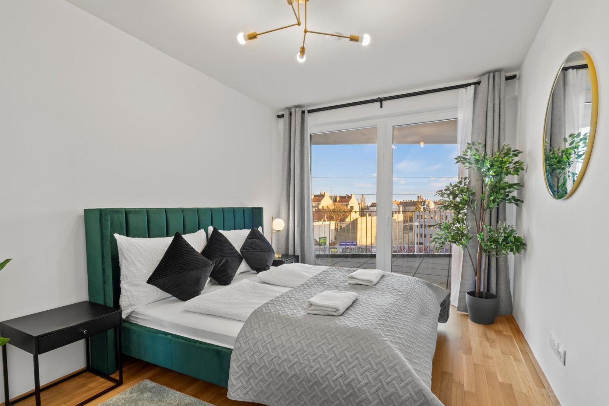 וינה Balcony Apartment I 50 M² I Near City Center מראה חיצוני תמונה
