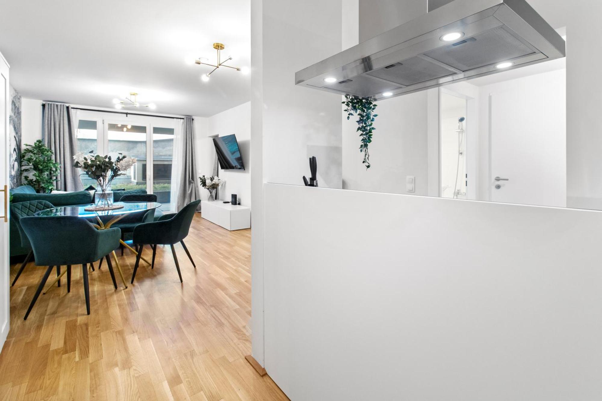 וינה Balcony Apartment I 50 M² I Near City Center מראה חיצוני תמונה