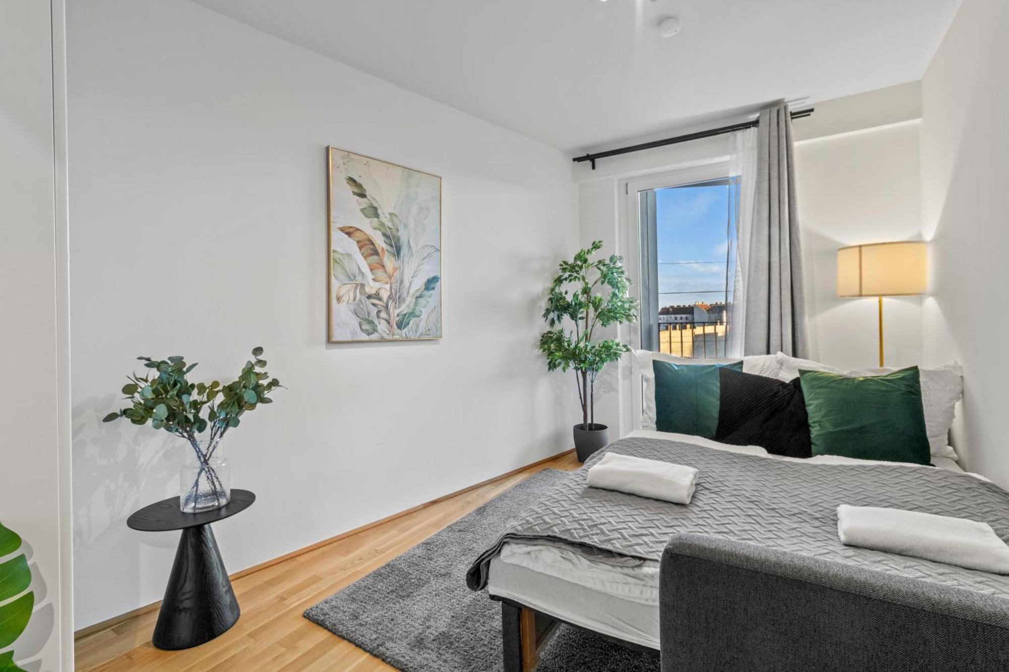 וינה Balcony Apartment I 50 M² I Near City Center מראה חיצוני תמונה