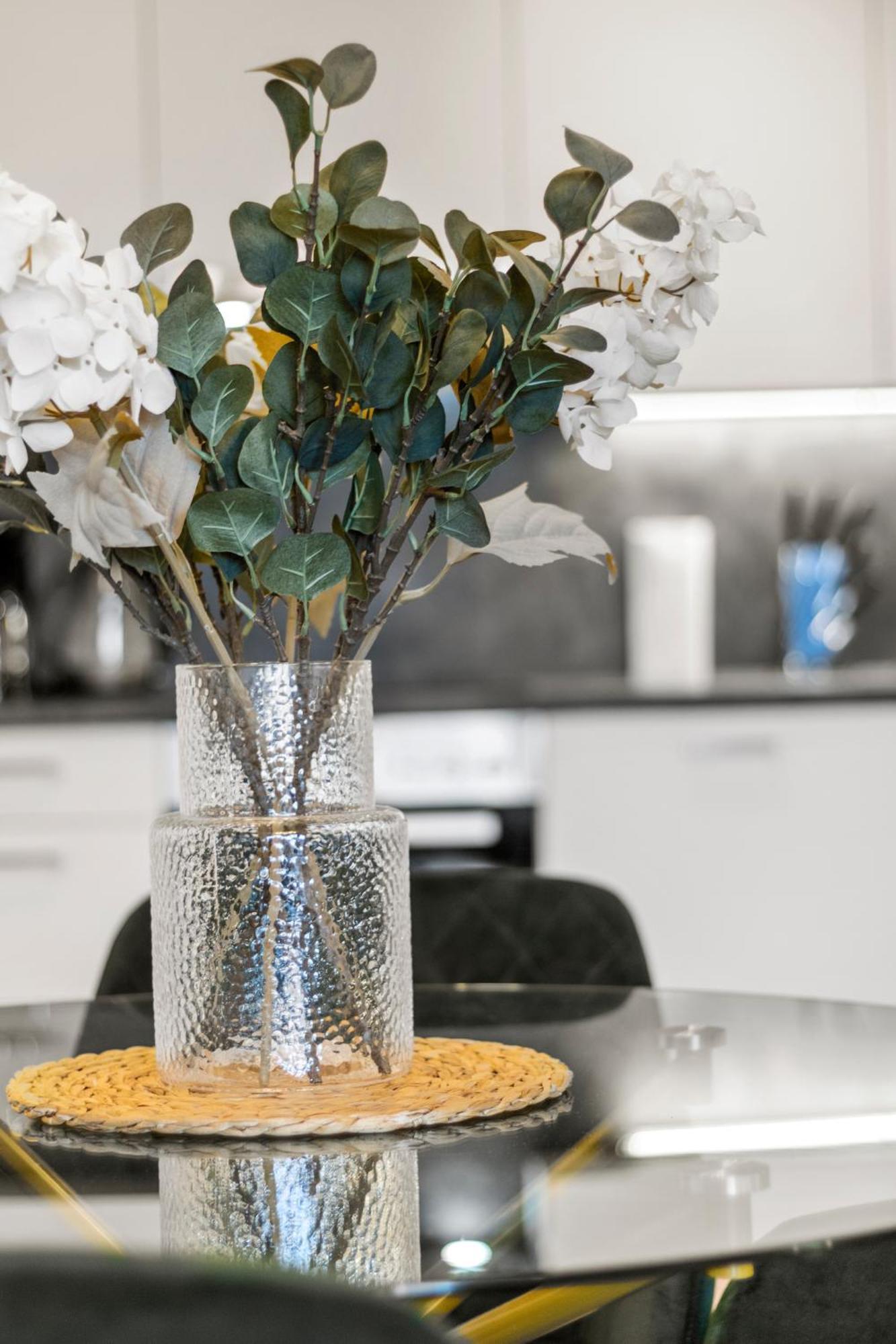 וינה Balcony Apartment I 50 M² I Near City Center מראה חיצוני תמונה