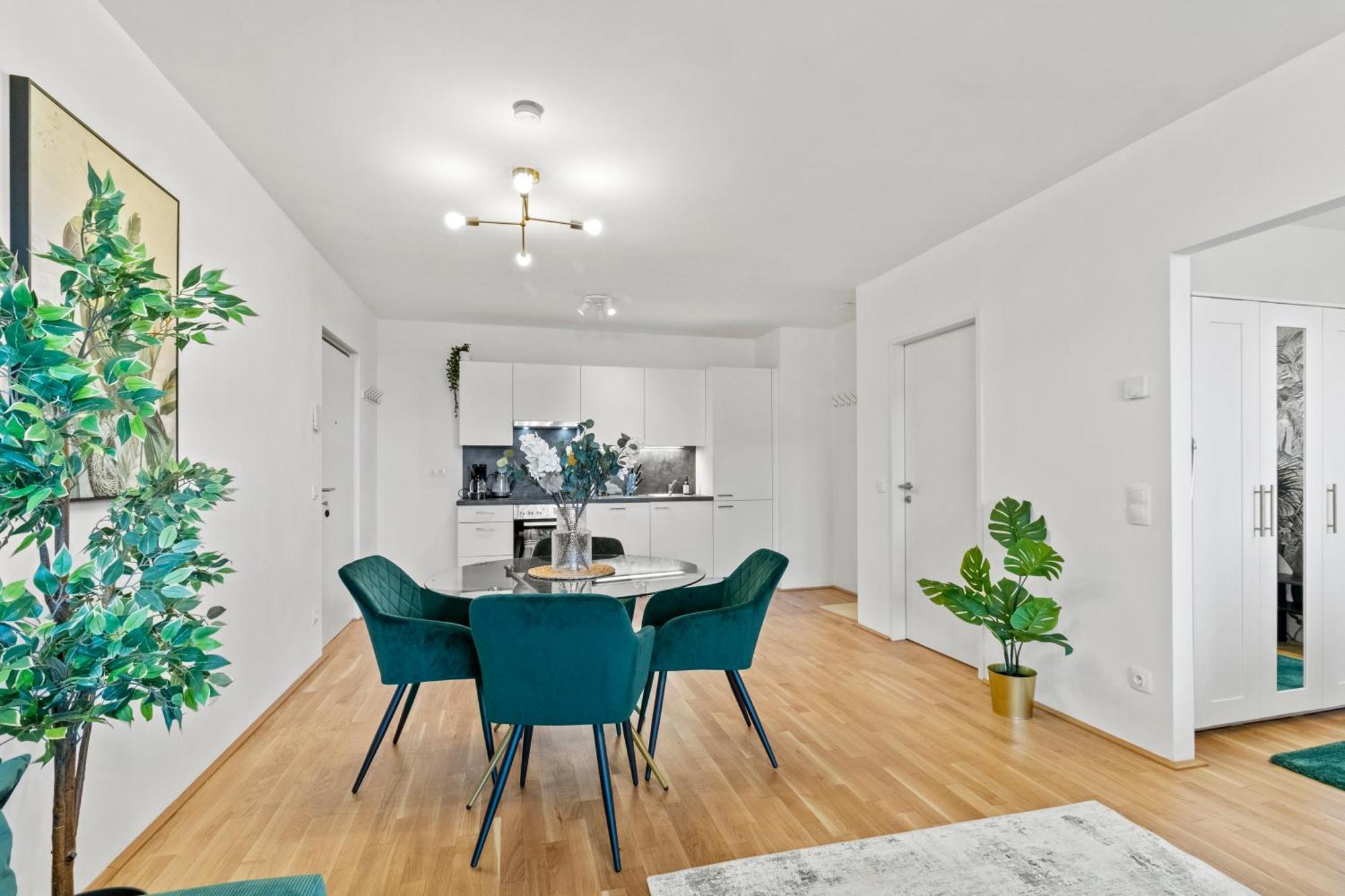 וינה Balcony Apartment I 50 M² I Near City Center מראה חיצוני תמונה